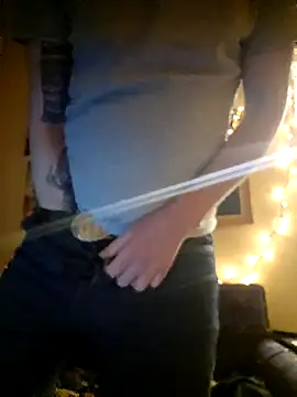 Snapshot of Geaux_Again chatting on March 2, 2025, 12:09 am Geaux Again online show from March 2, 2025, 12:09 am