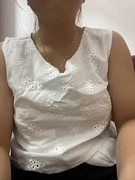 Milk Mom99 online show from October 30, 2025, 3:08 am