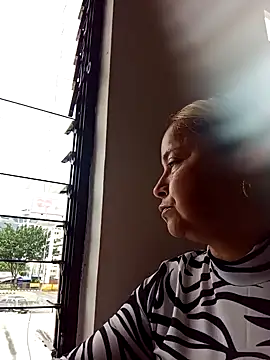 natally ross21 online show from January 4, 2025, 2:46 pm