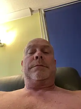 SlaveWayne135 online show from December 5, 2025, 12:30 am