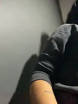 luna asss online show from November 27, 2025, 8:33 pm