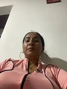 luna asss online show from July 17, 2026, 2:51 am