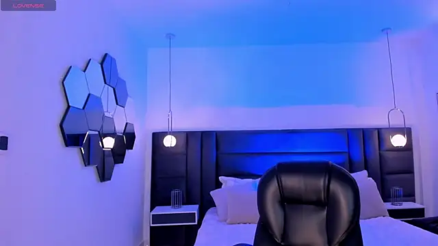 Snapshot of SamanthaKlein_ chatting on January 23, 2025, 3:37 am SamanthaKlein online show from January 23, 2025, 3:37 am