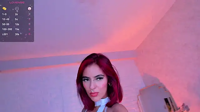 VictoriaMilan  online show from March 17, 2025, 2:19 am