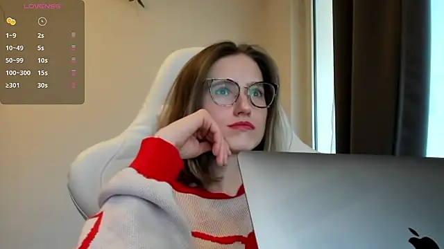 Snapshot of Sexy_Sweets chatting on February 6, 2025, 11:10 am Sexy Sweets online show from February 6, 2025, 11:10 am
