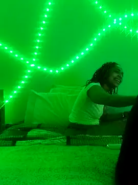 Twisted Redd online show from December 29, 2024, 4:38 am