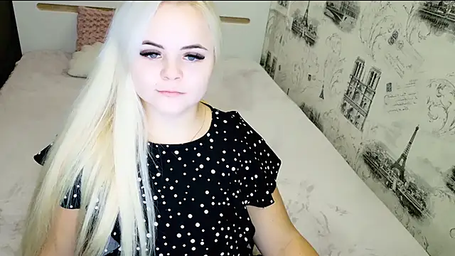 lovely-eyes online show from November 29, 2025, 6:55 pm