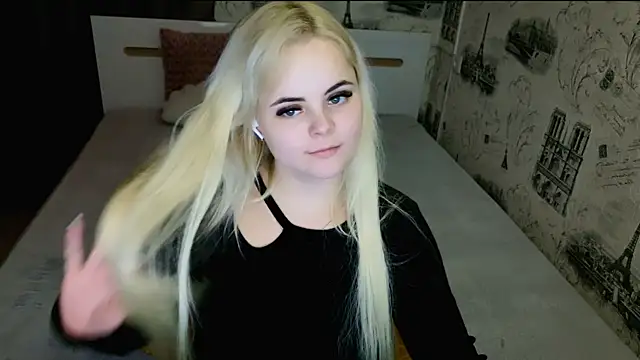 lovely-eyes online show from March 19, 2026, 8:02 pm