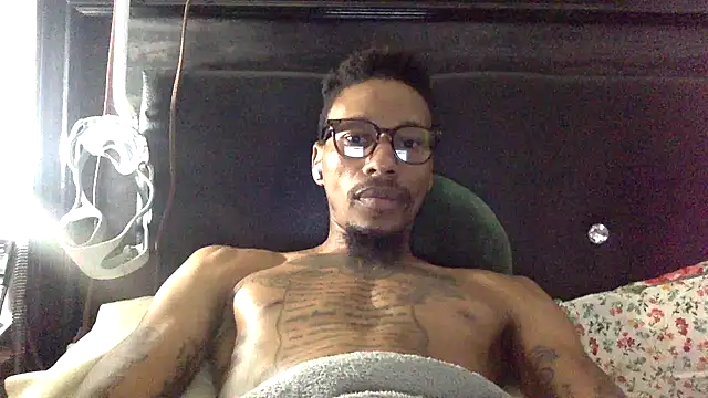 Snapshot of KingDerRico chatting on September 12, 2025, 10:32 pm KingDerRico online show from September 12, 2025, 10:32 pm