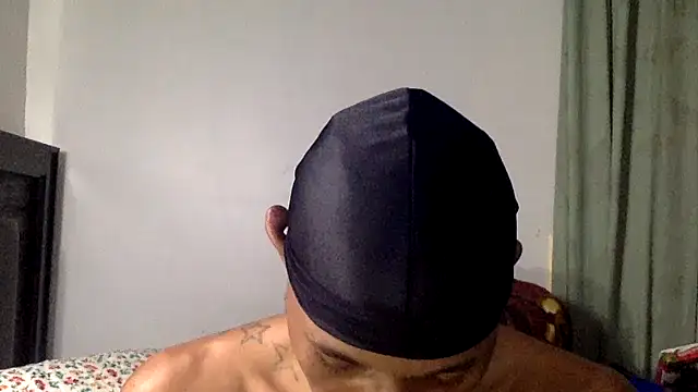 KingDerRico online show from November 2, 2025, 12:02 am