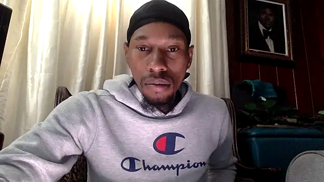 KingDerRico online show from November 13, 2025, 5:01 pm