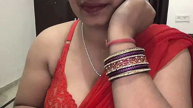 Snapshot of Gulaboo_bhabi chatting on February 18, 2025, 12:15 am Gulaboo bhabi online show from February 18, 2025, 12:15 am