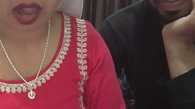 Snapshot of Gulaboo_bhabi chatting on February 18, 2025, 2:06 pm Gulaboo bhabi online show from February 18, 2025, 2:06 pm
