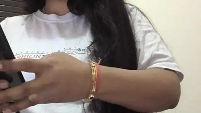 Snapshot of Gulaboo_bhabi chatting on March 3, 2025, 9:44 am Gulaboo bhabi online show from March 3, 2025, 9:44 am