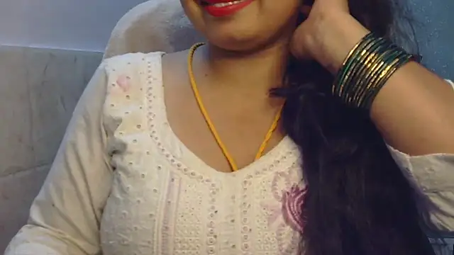 Snapshot of Gulaboo_bhabi chatting on October 1, 2025, 6:03 pm Gulaboo bhabi online show from October 1, 2025, 6:03 pm