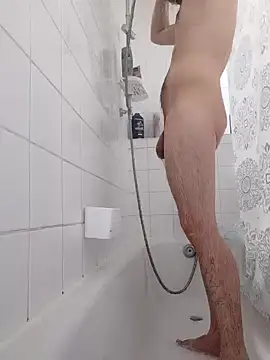 Snapshot of Chriso0007 chatting on October 12, 2025, 8:46 am Chriso0007 online show from October 12, 2025, 8:46 am