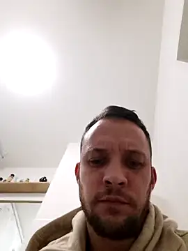 Snapshot of Chriso0007 chatting on October 20, 2025, 1:28 am Chriso0007 online show from October 20, 2025, 1:28 am