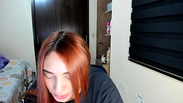 Snapshot of Amy_Walker chatting on October 9, 2025, 6:28 pm Amy Walker online show from October 9, 2025, 6:28 pm