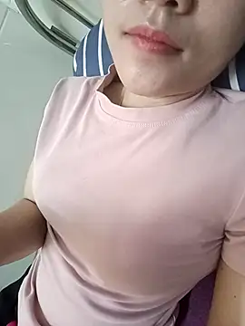 2 sex online show from April 13, 2026, 4:51 am