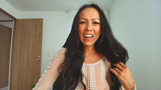 Snapshot of Kasandra_Mature_ chatting on December 31, 2024, 12:57 pm Kasandra Mature online show from December 31, 2024, 12:57 pm