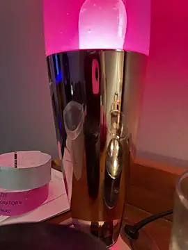 thatdude9 9 9 online show from November 27, 2025, 7:43 am