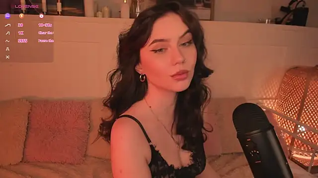 UnaMedison online show from April 11, 2026, 10:30 am