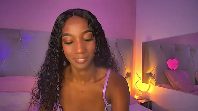 FiorelaLenin online show from February 14, 2026, 4:26 pm