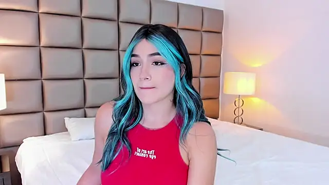 AnnyHizzle online show from January 22, 2025, 9:32 pm