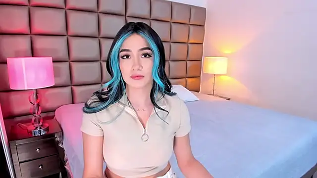 AnnyHizzle online show from January 23, 2025, 9:18 pm