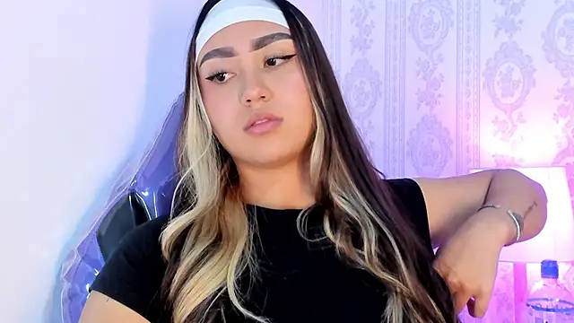 liaa 18 online show from March 3, 2026, 4:29 am