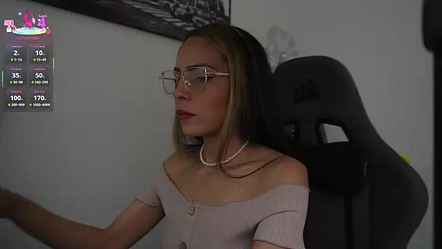 little-eli online show from December 15, 2025, 7:07 pm