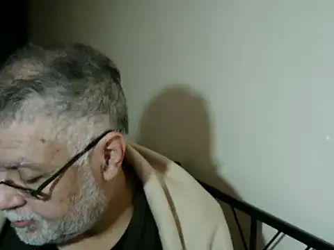 100Tauros online show from November 10, 2025, 12:37 pm