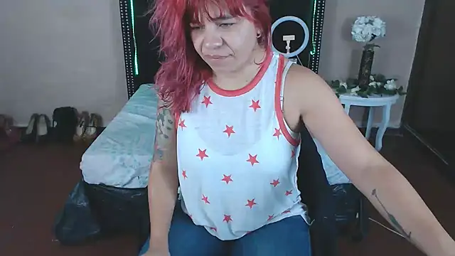 Snapshot of VioletaaaSlave chatting on November 14, 2025, 11:31 am VioletaaaSlave online show from November 14, 2025, 11:31 am