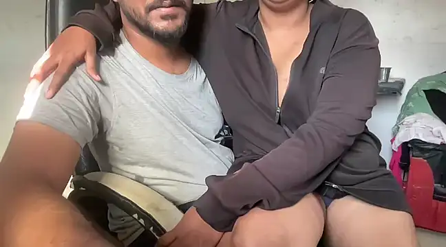 Snapshot of Hottest_Tamil chatting on February 25, 2025, 10:58 am Hottest Tamil online show from February 25, 2025, 10:58 am