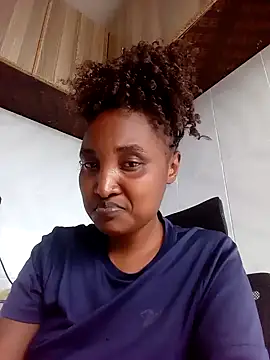 StacyGee24 online show from October 29, 2025, 1:02 pm