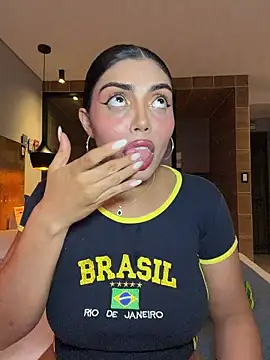 Snapshot of zui_lu chatting on February 6, 2026, 1:43 am zui lu online show from February 6, 2026, 1:43 am