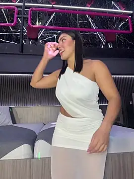 Snapshot of zui_lu chatting on April 1, 2026, 1:39 am zui lu online show from April 1, 2026, 1:39 am