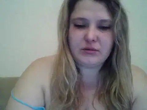 ParisMimi online show from February 6, 2026, 7:23 am