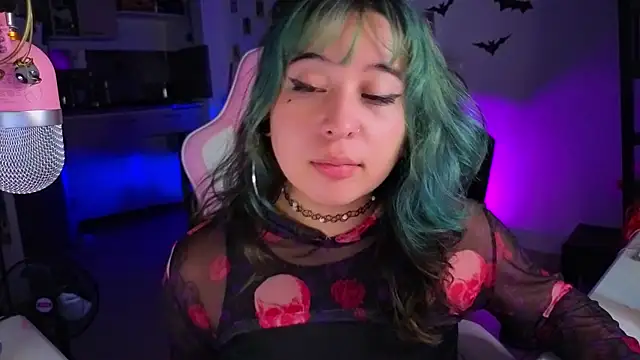 Snapshot of FernandaOrtegaaa chatting on November 19, 2025, 12:10 am FernandaOrtegaaa online show from November 19, 2025, 12:10 am