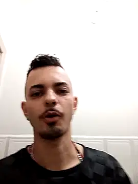 047joaosc online show from December 11, 2024, 11:54 pm