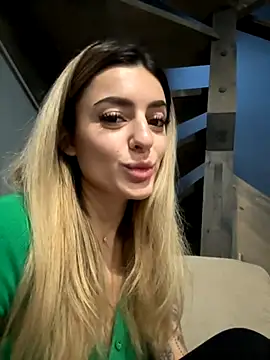 Jasmine urPrincess online show from November 17, 2025, 5:24 am