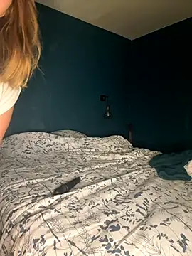 Nina blain online show from October 3, 2025, 10:12 am