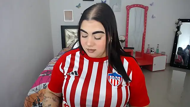 Snapshot of MadinsonCopper chatting on October 3, 2025, 1:35 am MadinsonCopper online show from October 3, 2025, 1:35 am