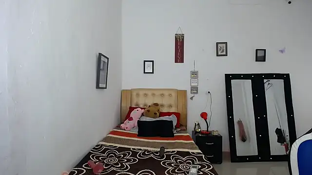 Snapshot of MadinsonCopper chatting on October 26, 2025, 3:56 am MadinsonCopper online show from October 26, 2025, 3:56 am