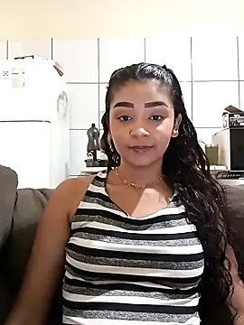 Snapshot of heleny901 chatting on January 3, 2025, 9:05 pm heleny901 online show from January 3, 2025, 9:05 pm