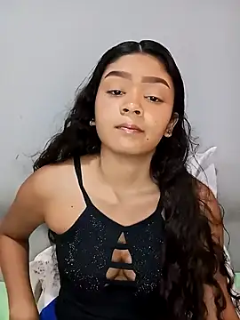 Snapshot of heleny901 chatting on September 11, 2025, 10:32 pm heleny901 online show from September 11, 2025, 10:32 pm