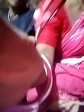 Snapshot of DARK_WINE_ chatting on February 12, 2026, 4:35 pm DARK WINE online show from February 12, 2026, 4:35 pm