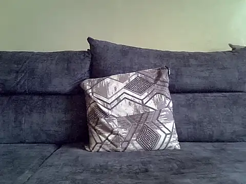 Delicious-D online show from September 24, 2025, 8:17 am