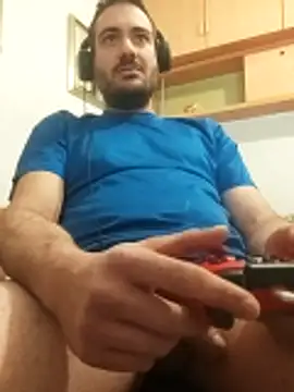 skrigul12 online show from February 8, 2026, 12:19 pm