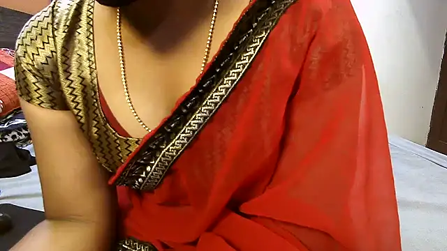 VR here 4U online show from April 7, 2026, 6:30 pm